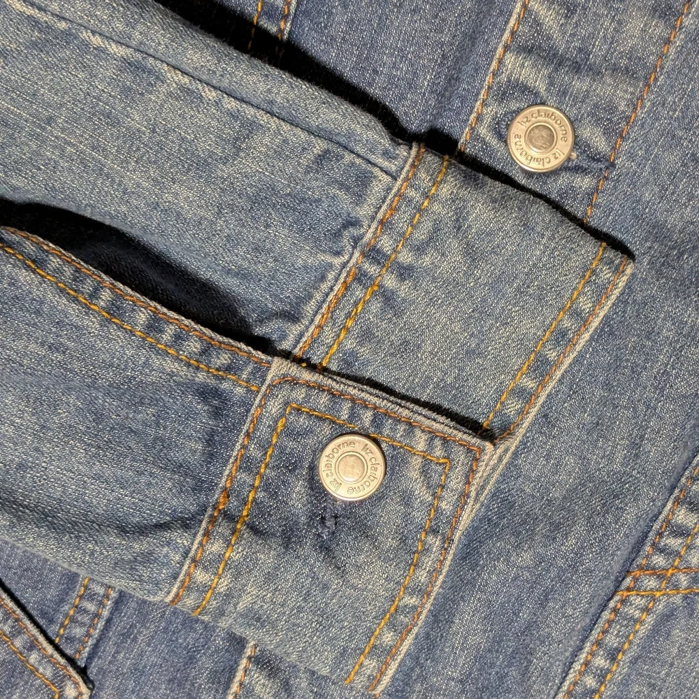 Liz Claiborne Denim Jean Jacket Blue 100% Cotton Button Chest Pockets 2X Plus Sz
